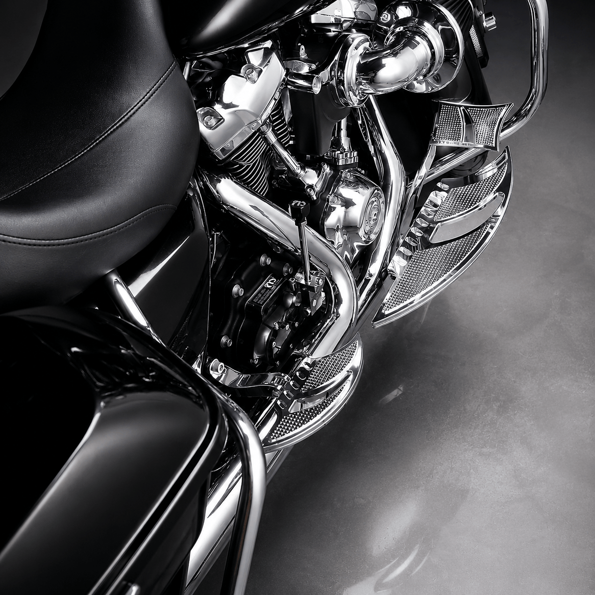 Eagle Lights Blade Series Floorboard and Control Kit for Harley Davidson Motorcycles