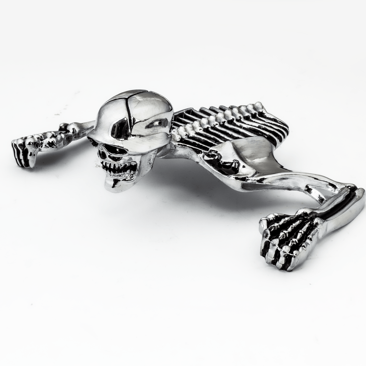 Eagle Lights Skullrider Headlight and Fender Skull Figurehead for Harley-Davidson and Indian Motorcycles skulllg, image size:1200x1200