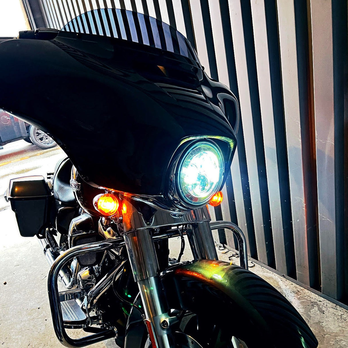 Eagle Lights 7" LED Headlight for Harley-Davidson® and Indian® Motorcycles - Generation I / Chrome Kit
