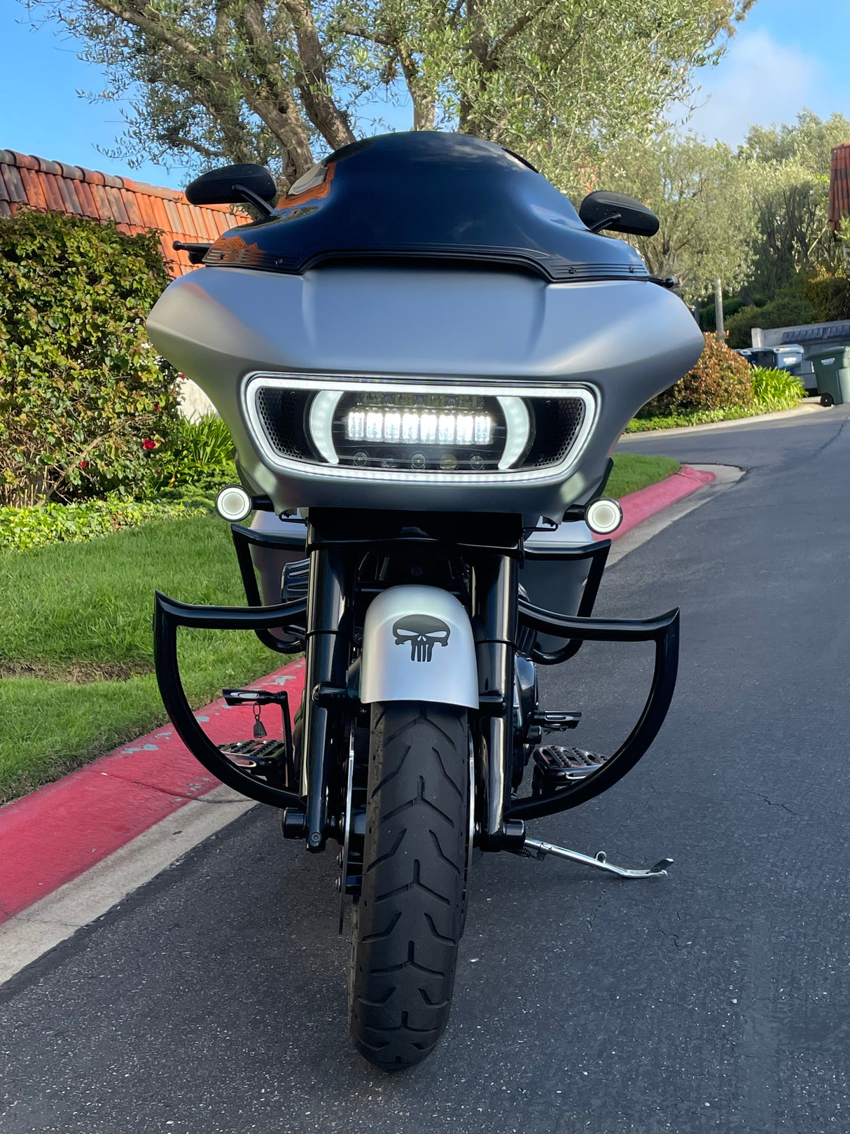 Eagle Lights HALOS DRL Bezel With Vent Inserts And White LED Running Lights for Harley-Davidson® Road Glide Motorcycles